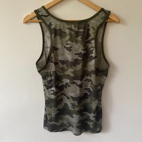 Lucky Brand Tank Top Womens Medium Green Camo Scoop Neck Sleeveless Blouse - Picture 7 of 8